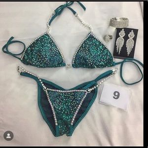competition bikini